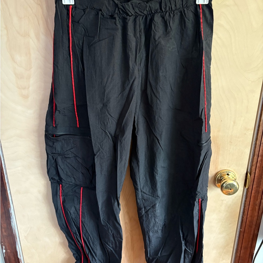 SHEIN Black & Red Cargo Joggers With Zipper Pokcets